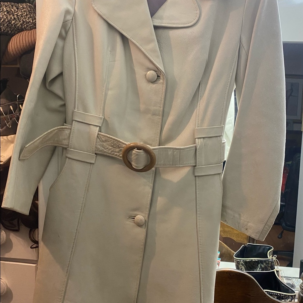 Vintage Genuine Leather Lined Coat - Picture 4 of 16